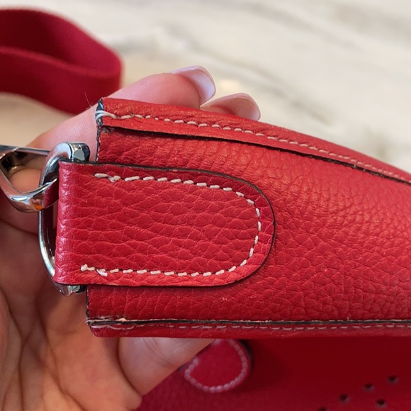 Messenger bag. Red pebbled genuine leather bag. - Picture 10 of 10